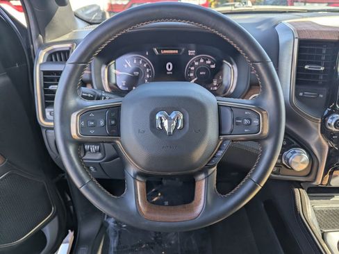 Used 2023 RAM 1500 Limited w/ Body Color Bumper Group image 25
