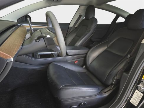 Used 2022 Tesla Model 3 image 14