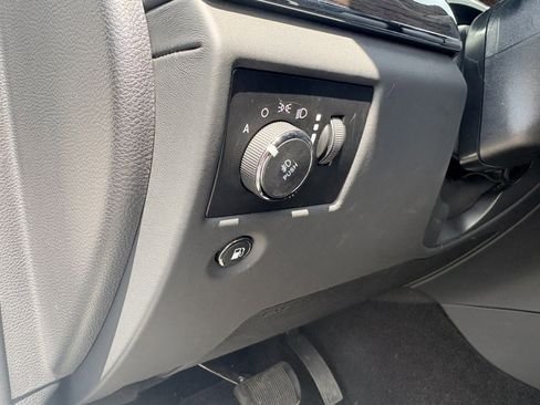 Used 2020 Jeep Grand Cherokee Summit AWD/4WD image 16