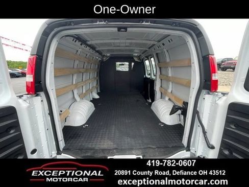 Used 2025 GMC Savana 2500 w/ Driver Convenience Package RWD image 6