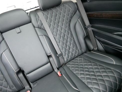 Used 2023 Genesis GV80 3.5T w/ Prestige Package image 14