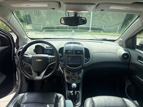 Used 2015 Chevrolet Sonic LTZ FWD image 16