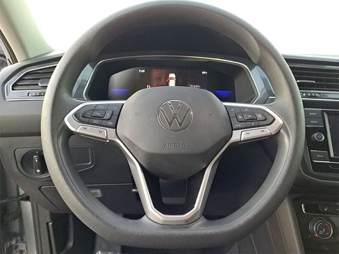 Used 2023 Volkswagen Tiguan S image 17