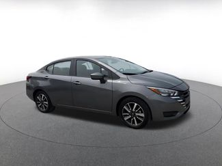 Used 2025 Nissan Versa SV FWD video 2