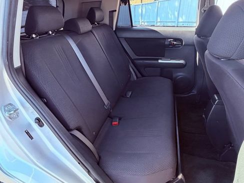 Used 2009 Scion xB FWD image 22