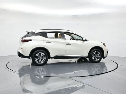 Used 2021 Nissan Murano SV image 2