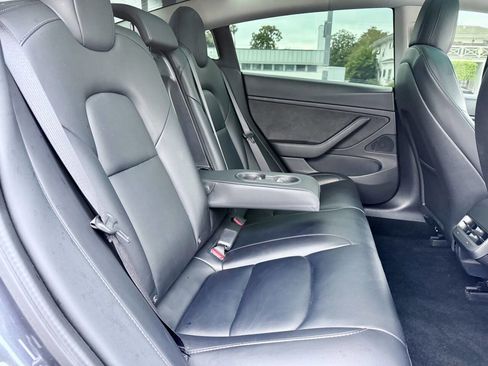 Used 2020 Tesla Model 3 Performance image 16