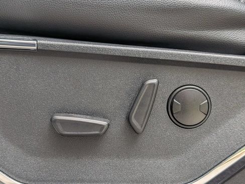 Used 2022 Ford F150 Lariat AWD/4WD image 40