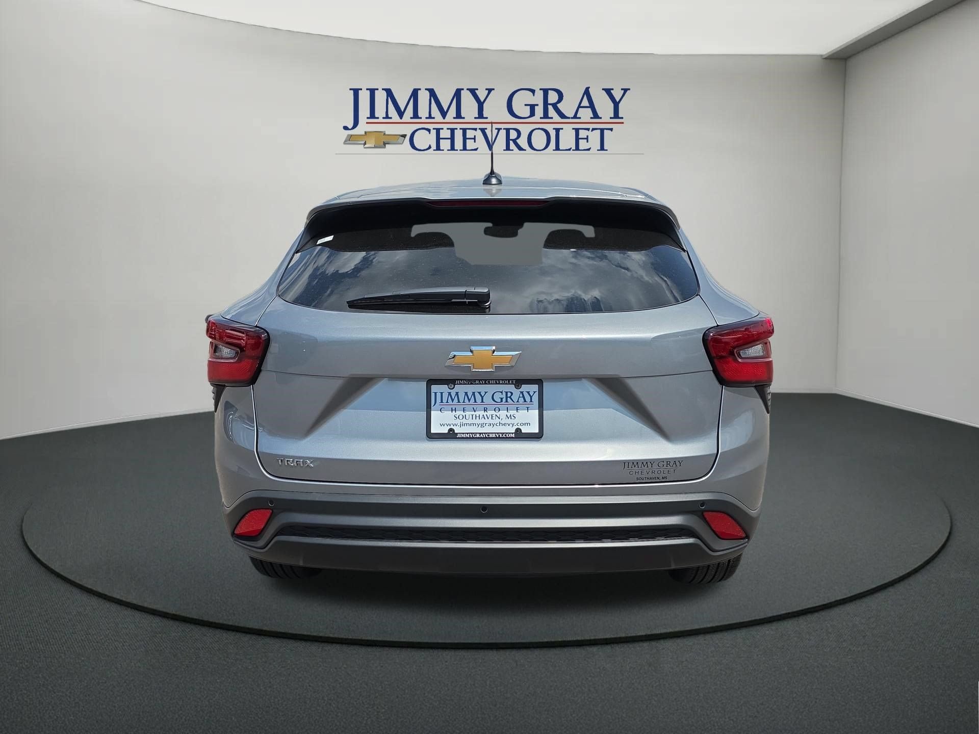 New 2026 Chevrolet Trax LS w/ LS Convenience Package FWD image 4