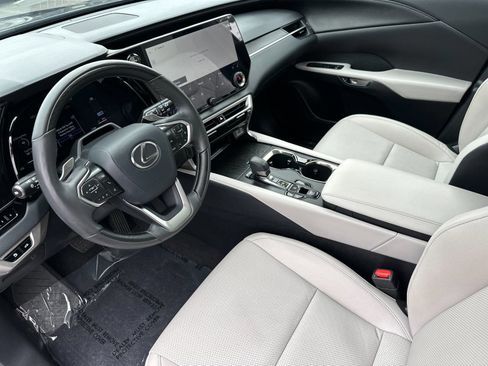Used 2025 Lexus RX 350h w/ Convenience Package AWD/4WD image 10