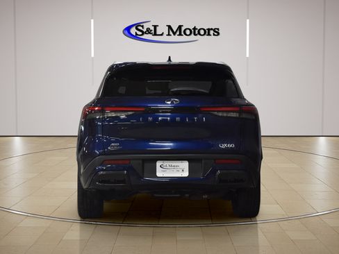 Used 2024 INFINITI QX60 Luxe AWD/4WD image 7