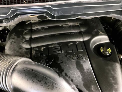 Used 2018 RAM 1500 Laramie Longhorn w/ Longhorn Southfork Package AWD/4WD image 32