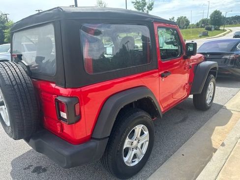 Used 2021 Jeep Wrangler Sport AWD/4WD image 3