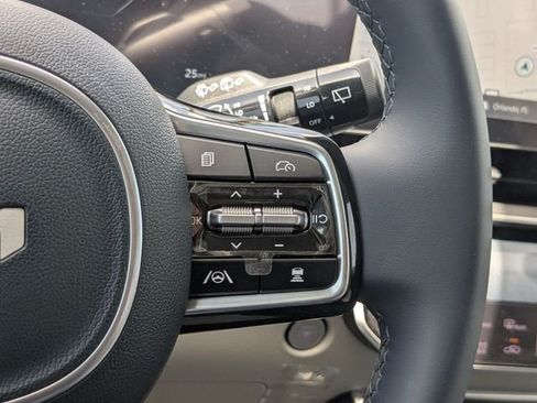New 2026 Kia Carnival SX FWD image 33