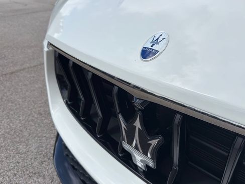Certified 2023 Maserati Levante Modena AWD/4WD image 8