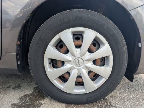 Used 2010 Toyota Corolla FWD image 24