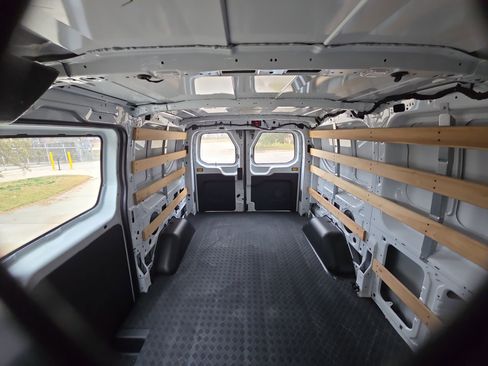 Used 2024 Ford Transit 250 Low Roof w/ Exterior Upgrade Package image 19