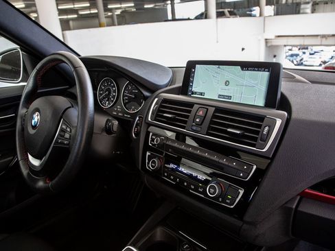 Used 2017 BMW 230i Coupe image 24