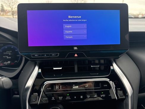 Certified 2023 Toyota Venza Limited image 13