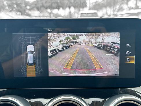 Used 2021 Mercedes-Benz GLC 300 w/ Premium Package image 13