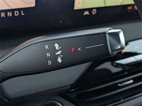 New 2025 Buick Enclave Preferred w/ Power Package image 32