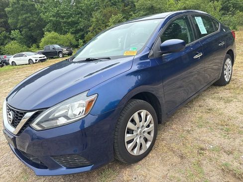 Used 2019 Nissan Sentra S FWD image 3