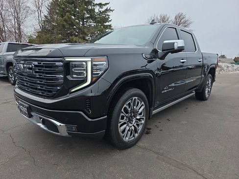 Used 2025 GMC Sierra 1500 Denali Ultimate image 2