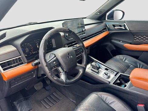 Used 2022 Mitsubishi Outlander SEL FWD image 9