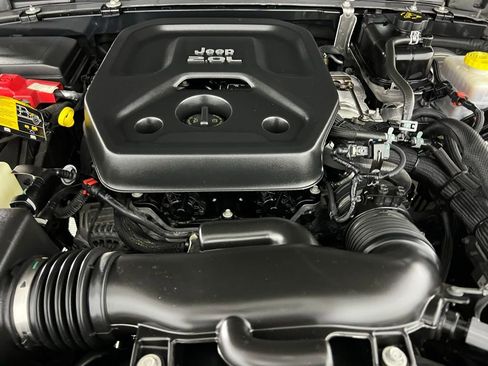 Used 2021 Jeep Wrangler Unlimited Sport image 35