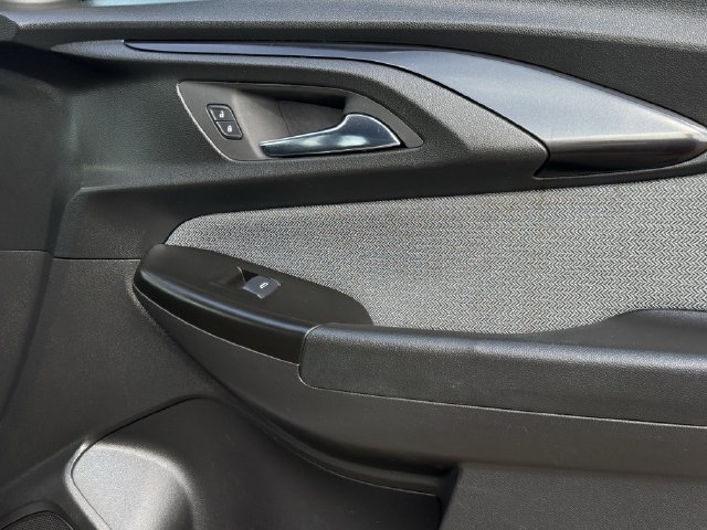 Certified 2022 Chevrolet TrailBlazer LT w/ Convenience Package FWD image 28