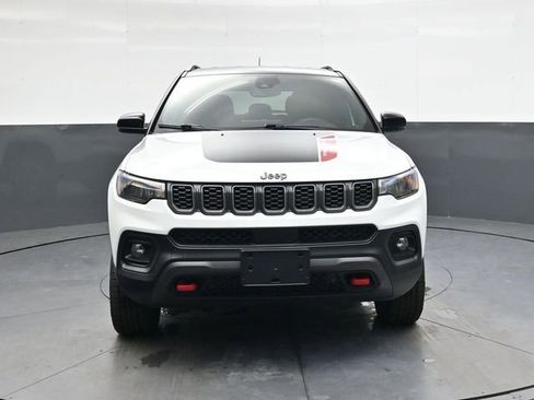 Used 2024 Jeep Compass Trailhawk image 10