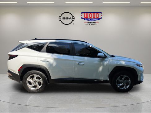Used 2022 Hyundai Tucson SEL AWD/4WD image 2