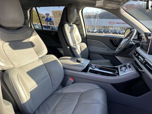 Used 2020 Lincoln Aviator Reserve w/ Equipment Group 202A image 36