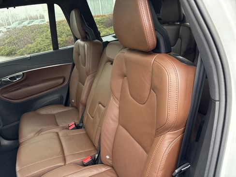 Certified 2023 Volvo XC90 B6 Ultimate w/ Protection Package Premier image 39