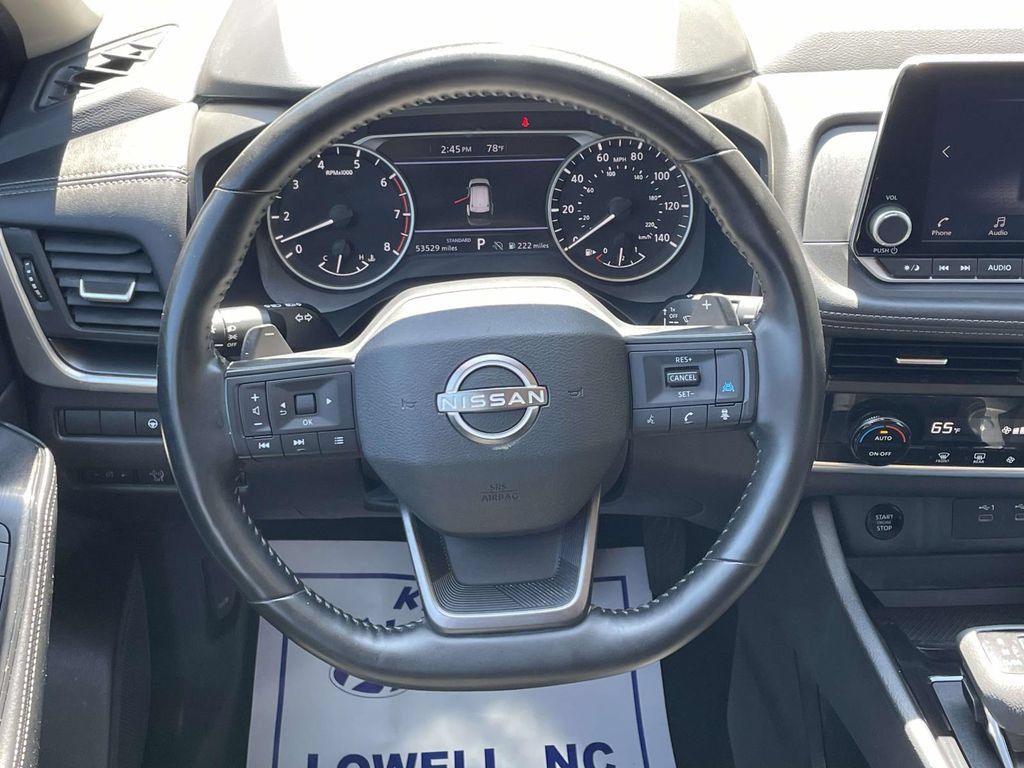 Used 2025 Nissan Rogue SV FWD image 13