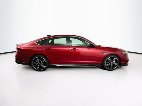Used 2023 Honda Accord Sport image 10