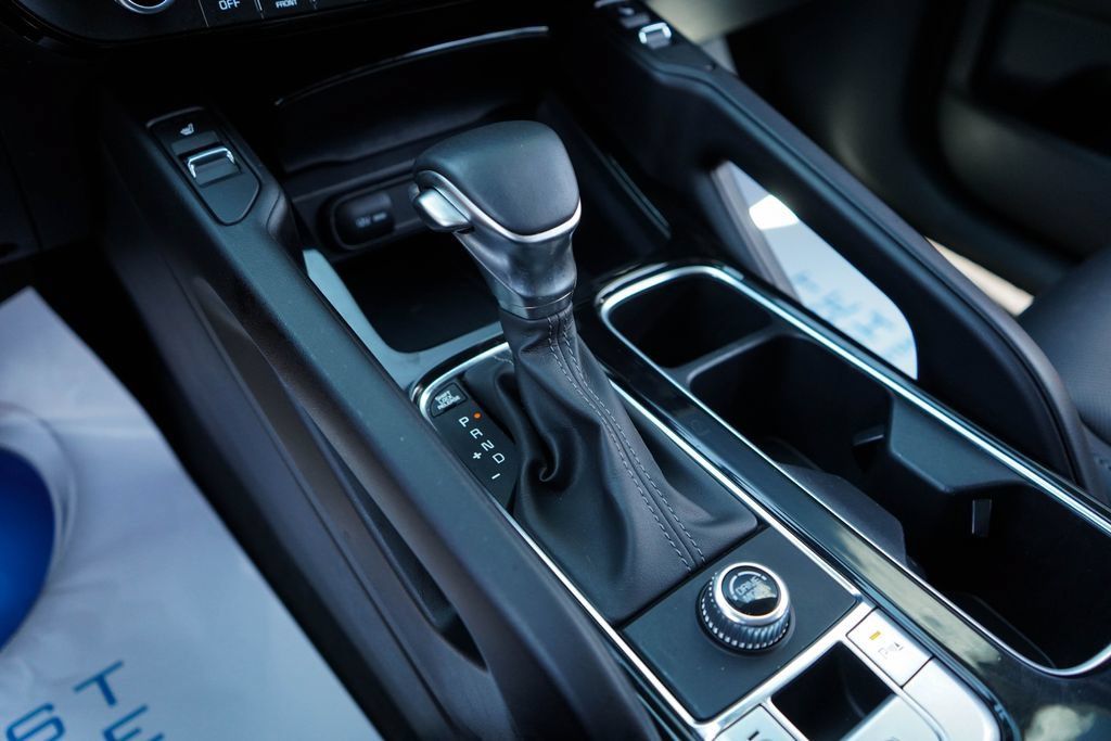 Used 2025 Kia Telluride S FWD image 38
