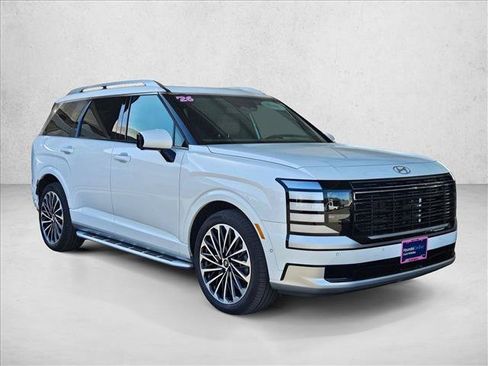Used 2026 Hyundai Palisade Calligraphy AWD/4WD image 3