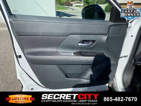 Used 2026 Nissan Kicks SV w/ Charging Package AWD/4WD image 13