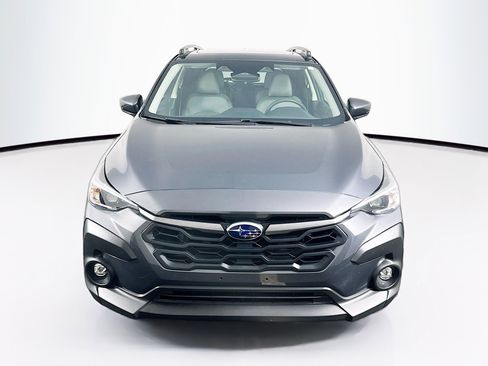 Used 2024 Subaru Crosstrek 2.0i Premium image 2