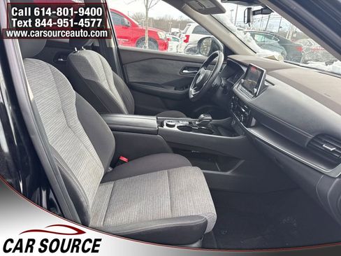 Used 2021 Nissan Rogue SV image 35
