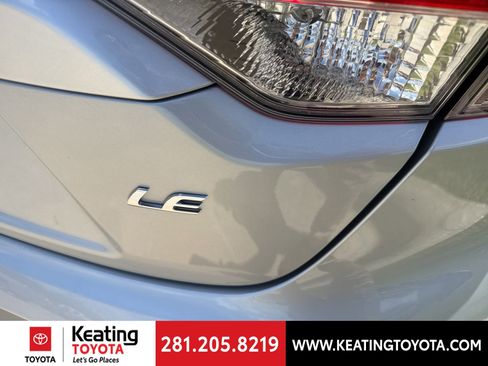 Used 2024 Toyota Corolla LE FWD image 11