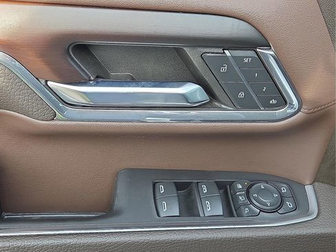 Used 2024 GMC Sierra 2500 Denali w/ Denali Reserve Package image 13