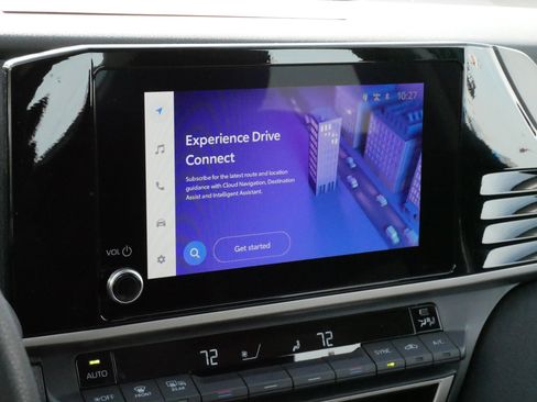 Certified 2025 Toyota Camry LE image 21