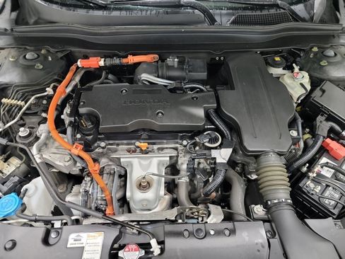 Certified 2022 Honda Accord Touring image 25