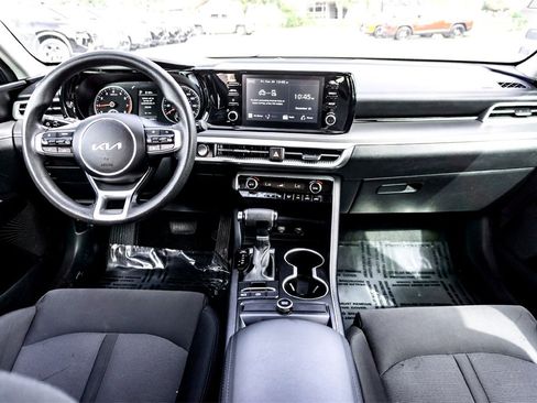 Used 2023 Kia K5 LXS image 29