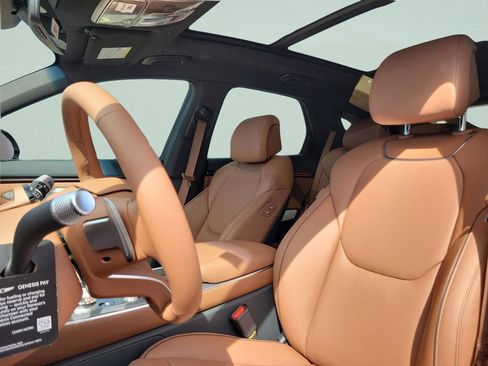 New 2026 Genesis GV70 2.5T Advanced image 22