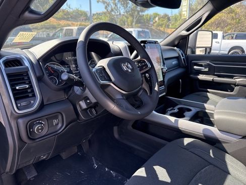 New 2025 RAM 2500 Big Horn image 21