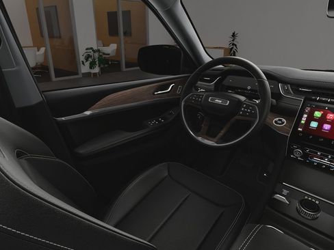 New 2025 Jeep Grand Cherokee L Limited w/ Luxury Tech Group II image 20