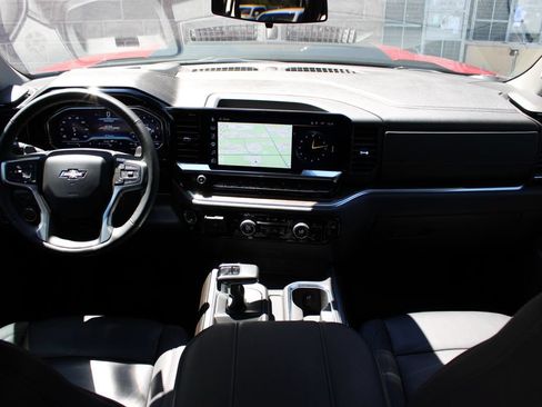 Certified 2025 Chevrolet Silverado 1500 LT Trail Boss w/ Convenience Package II AWD/4WD image 42